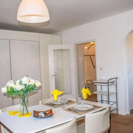 Cosy By Interhome *